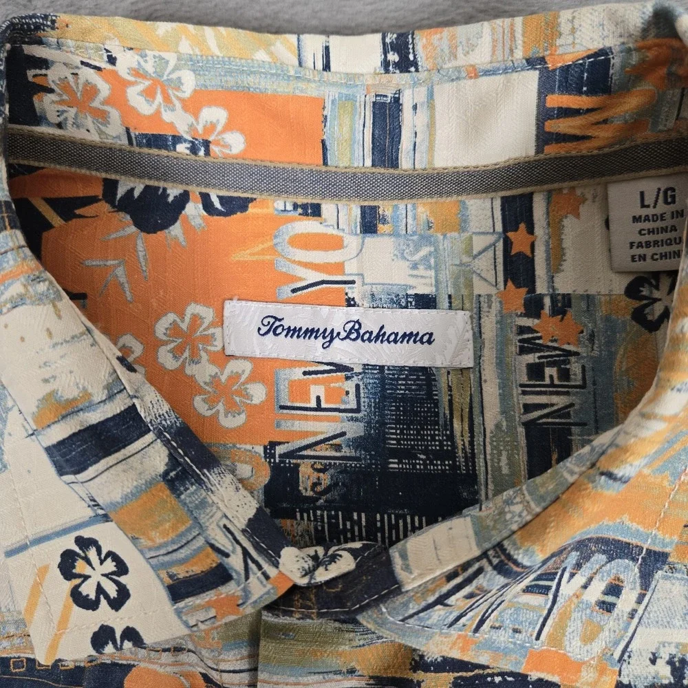 Tommy Bahama Shirt Mens Large 100% Silk Camp New York City AOP Print Hawaiian